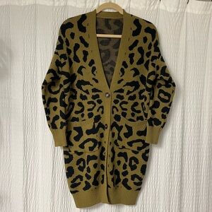 Army Green Leopard Print Cardigan Sweater Long lined Pockets Women’s Size XL